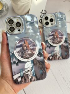 قاب موبایل آیفون ابری نورث فیس ( The North face ) کرومی