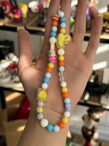 بند آویز کوتاه جوجه اردک - تصویر 2