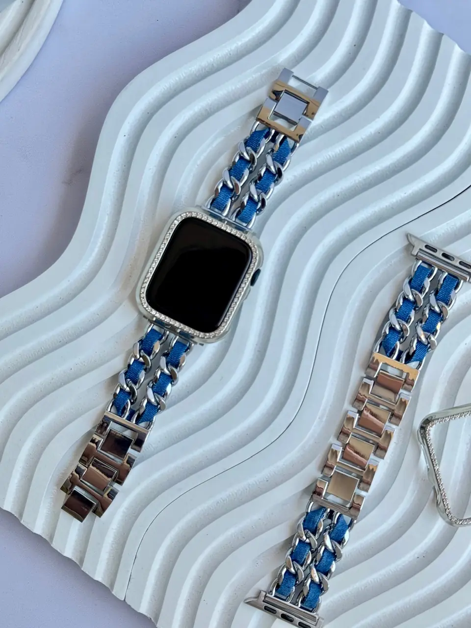 4b583f بند اپل واچ جین کارتیر با گارد نگینی (کدw5026) - تصویر 1