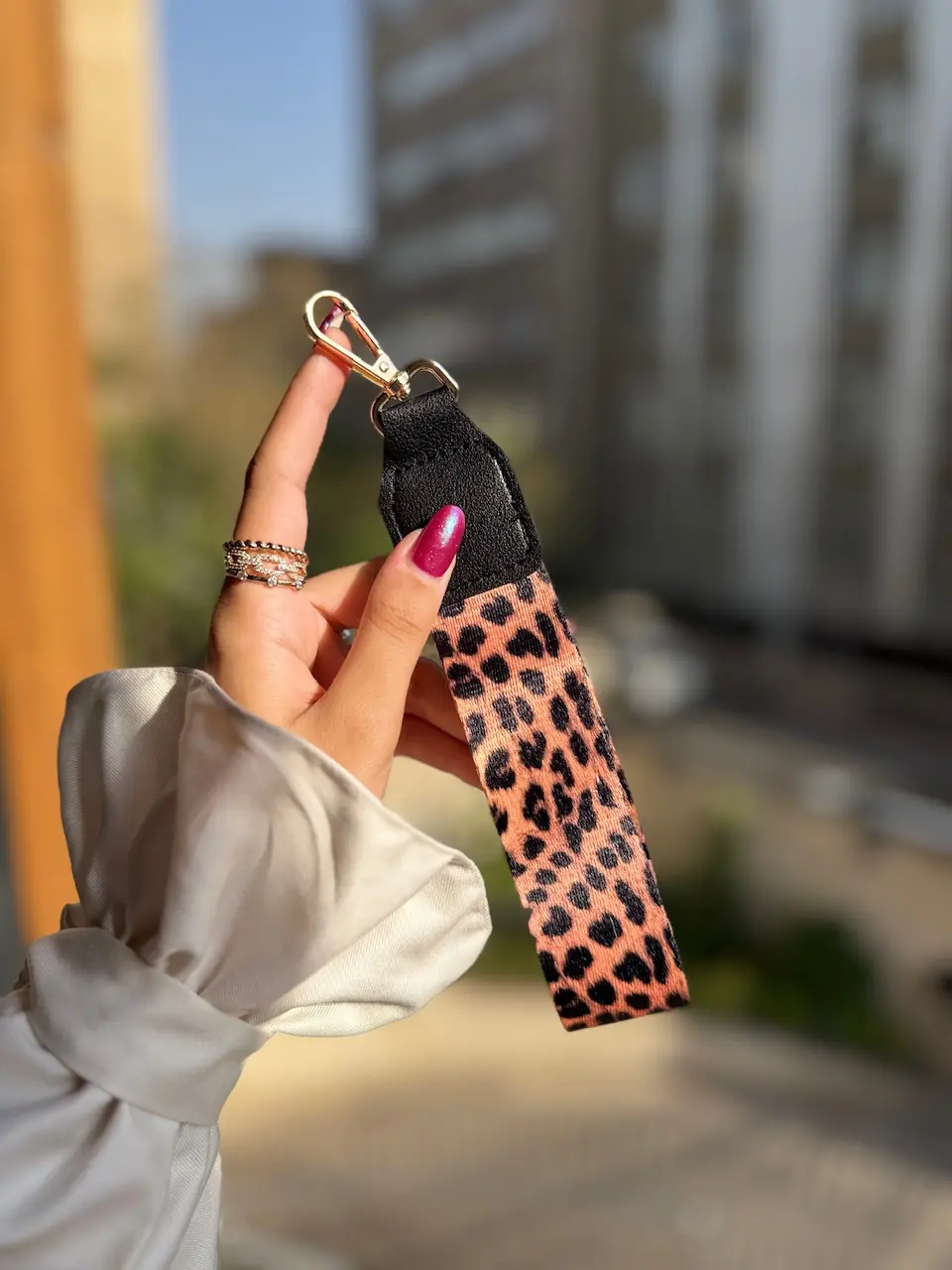 565b2b بند مچی موبایل طرح پلنگی (کدa0262) - تصویر 1