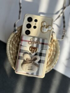 قاب موبایل سامسونگ میکی باربری جاکارتی دار + بندست بلند