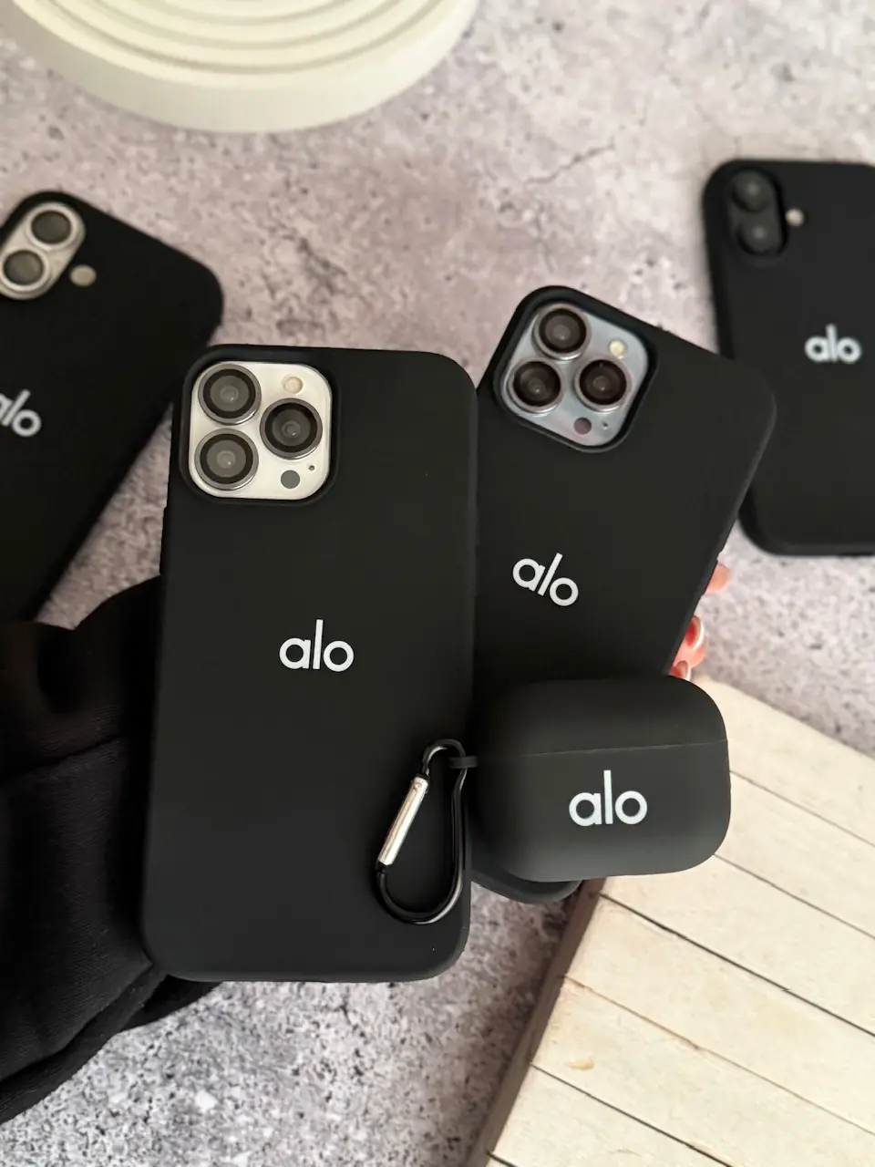 82240c ایرپاد alo سیلیکونی (کدa0288) - تصویر 1