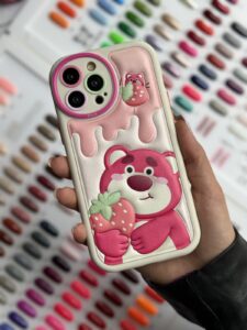 قاب موبایل آیفون برجسته خرس لوتسوهاگین و خرس پو محافظ لنزدار - تصویر 2