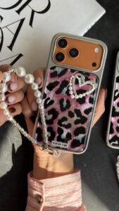 قاب موبایل آیفون سینیور تایم قلب صورتی + بندست