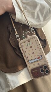 قاب موبایل گل رز فیوره جاکارتی + بندست - تصویر 3