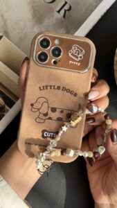 قاب موبایل ( آیفون ) کیوت پاپی خال خالی داکس هوند سوسیسی ( بدون بند )