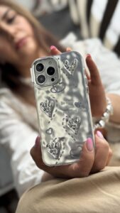 قاب موبایل آیفون قلب شاینی لاو + بندست - تصویر 3