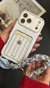 قاب موبایل آیفون اسکارف گل آبی مه آلود + بندست