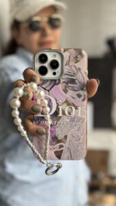 قاب موبایل آیفون دیور صورتی برگ انجیری + بندست - تصویر 3