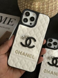 قاب موبایل آیفون شنل لوگو نگین دار