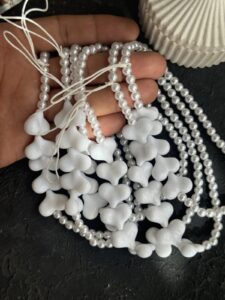 آویز و بند قلب سفید - تصویر 2