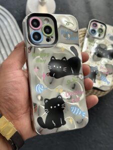 قاب موبایل آیفون گربه سیاه توهمی