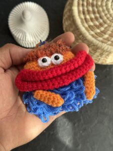 کاور ایرپاد پشمالو قرمز آبی دهن گشاد - تصویر 3