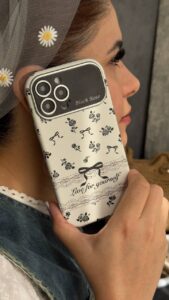 قاب موبایل آیفون بلک رز پاپیون ریز مشکی ( بدون بند ) - تصویر 3