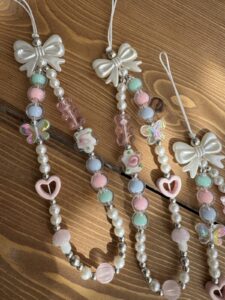 بند و آویز خرس پاستیلی پروانه پاپیون - تصویر 2