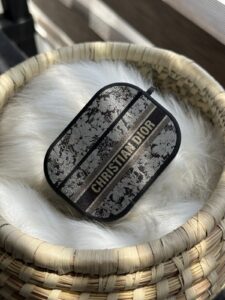 کاور ایرپاد دیور گلدار نقره ای محافظ لنزدار - تصویر 2