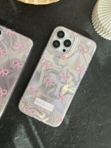 قاب موبایل آیفون پاپیون شاینی صورتی نگین برجسته - تصویر 3