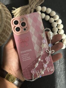 قاب موبایل آیفون پاپیون لبخند چهارخونه صورتی بندست ( بدون بند ) - تصویر 2