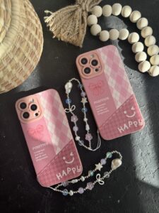 قاب موبایل آیفون پاپیون لبخند چهارخونه صورتی بندست ( بدون بند ) - تصویر 3