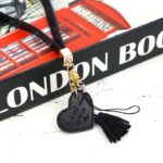 آویز و بند قلب چرمی