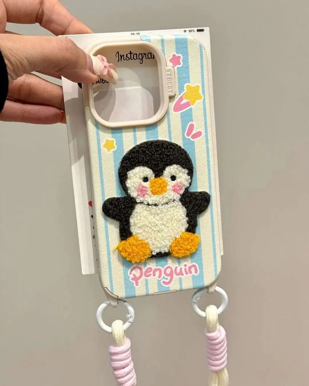 a99cce قاب پنگوئن بامزه با بند مچی دو قلاب (کدC1922) - تصویر 1