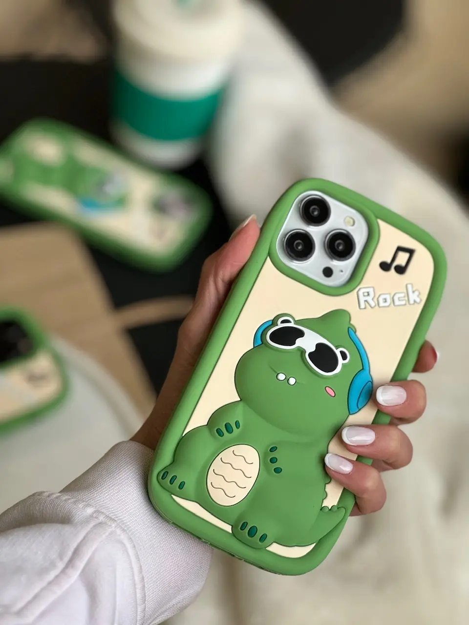 c3e4db قاب دایناسور سیلیکونی آیفون و اندروید (کدC1612) - تصویر 1