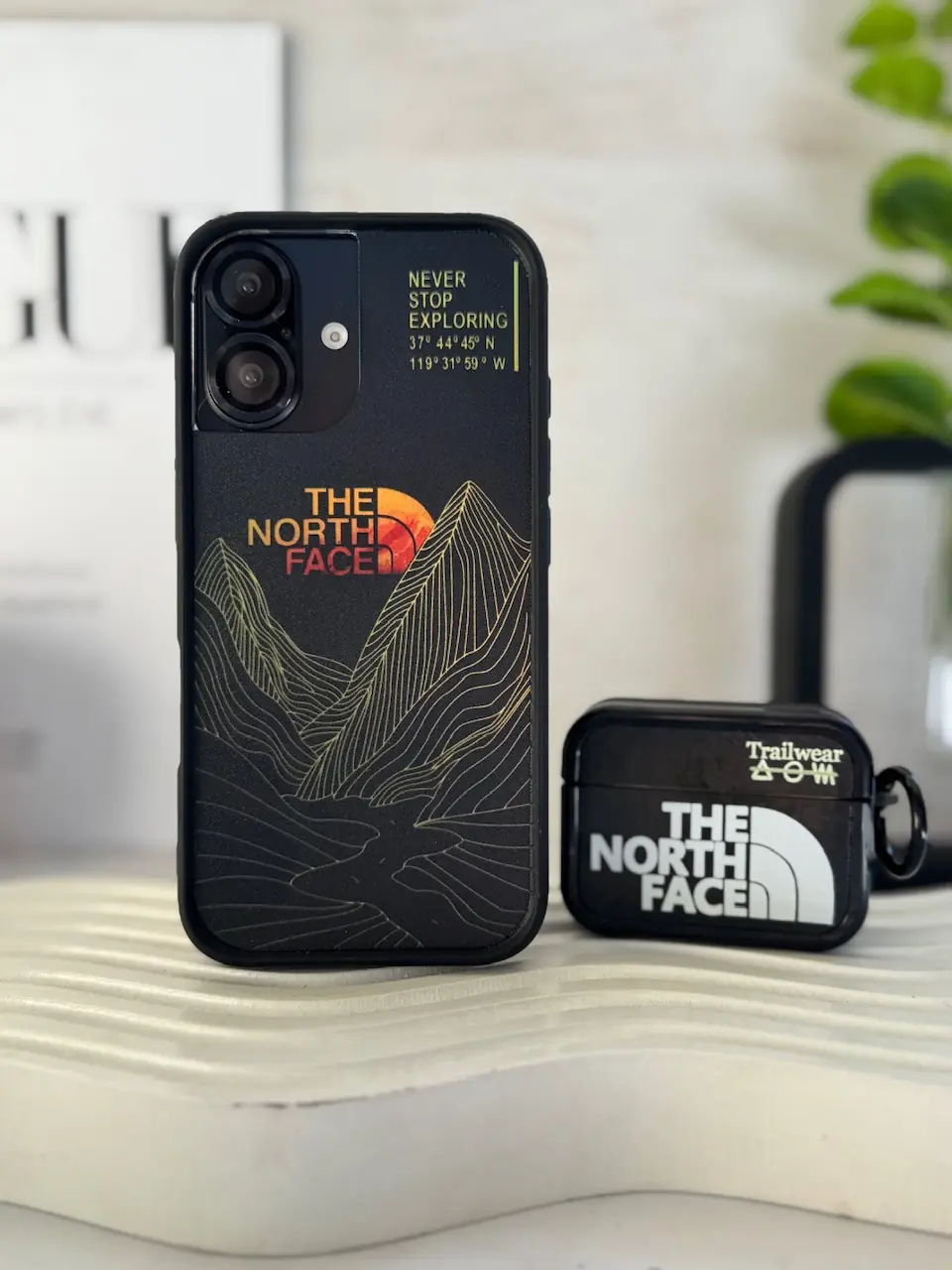 d1addb قاب North Face گلدن ادیشن (کدC1964) - تصویر 1