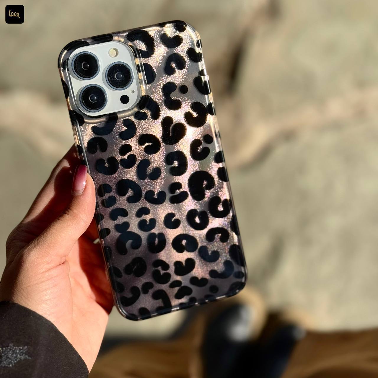 photo_2025-12-30_20-41-00 قاب گوشی آیفون مدل پلنگي شايني - تصویر 1