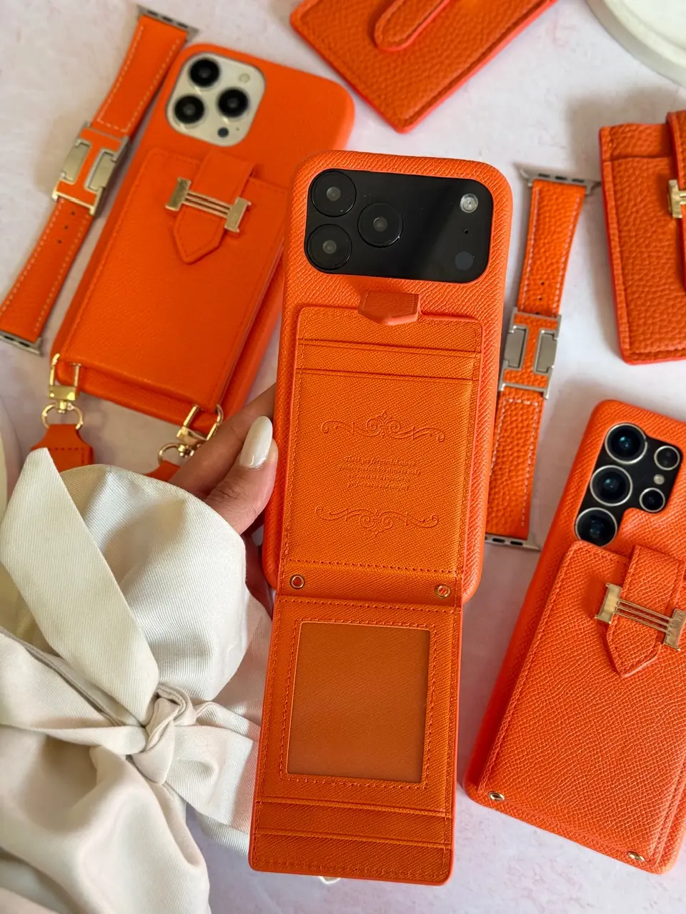 1093d9 قاب هرمس کیفی چرمی با بند بلند رنگ نارنجی (کدC2201) - تصویر 1