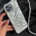 قاب گوشی آیفون طرح مينيمال كيس اكليلي صدفي موجدار